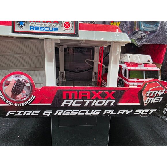 Maxx Action Rescue Fire & Rescue Play Set With Fire Truck Helicopter - Picture 2 of 10